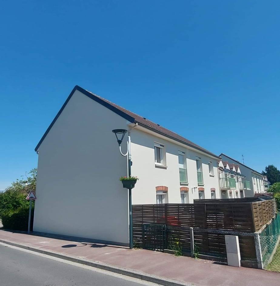 Quel est le prix d'une rénovation de façade en pierre à Lisieux (14) ?