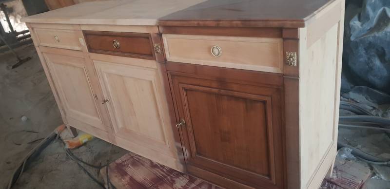 Décapage d'un meubles bas