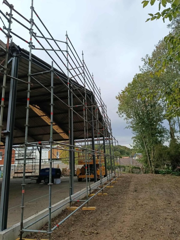 Location d'échafaudage à Duclair : solution sur-mesure pour tous travaux