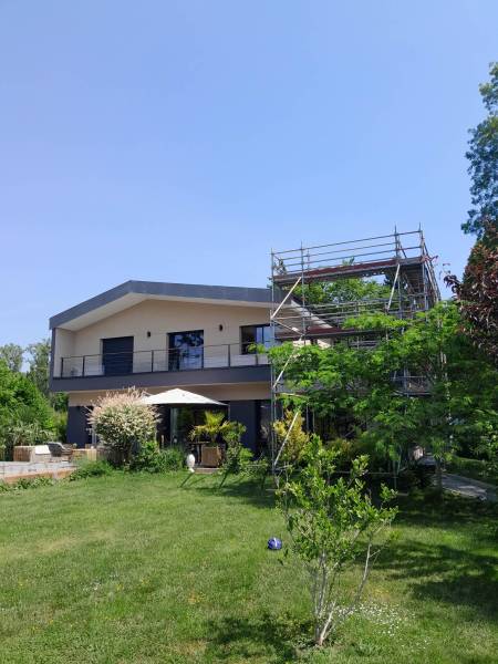 échafaudage pour agrandissement de maison